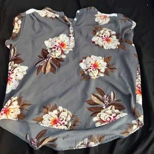 Cute SHEIN women’s blouse